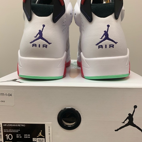 Retro Jordan (2020) 6’s Hare Size 10m - Picture 2 of 9